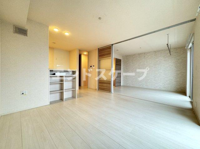 グランテラス高井の居間・リビング|高崎、前橋エリアのお部屋探しはエンドスケープまで！お客様の理想お聞かせ下さい♪