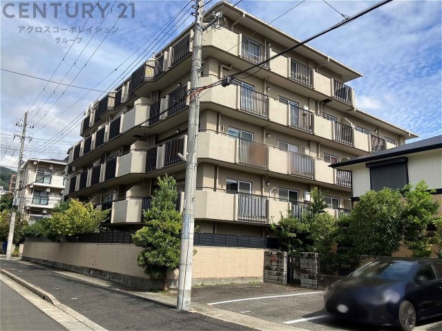 鉄筋コンクリート造5階建て
