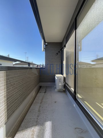 Sumai-to鶴ヶ島市藤金01のバルコニー