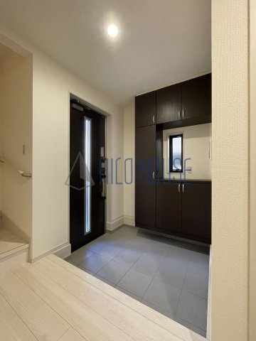 Sumai-to鶴ヶ島市藤金01の玄関