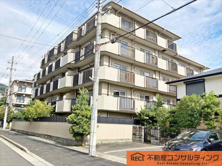 甲南第6東灘ハイムの外観