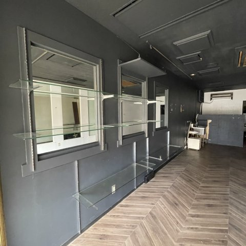 ニューヨークテラスビルのエントランス