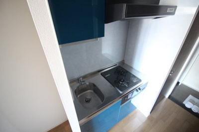 【キッチン】 | サンセリテ至誠会松崎町 | ２口のシステムキッチンです♪