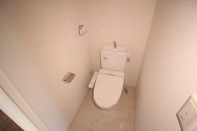 【トイレ】 | サンセリテ至誠会松崎町 | 温水洗浄便座付きトイレです♪