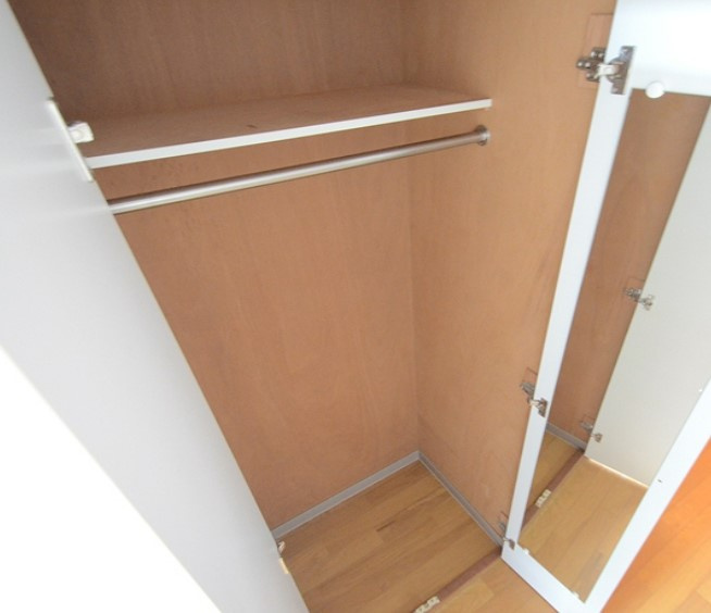 レオパレスフォーリスの収納