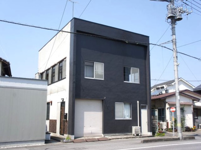 【外観】 | 御成橋一丁目貸家 | オシャレな外観が特徴の賃貸住宅です♪