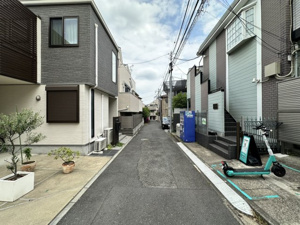 【その他】 | 前面道路
2025年4月26日撮影