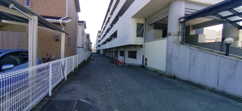 ワシントンアヴェニューの駐車場