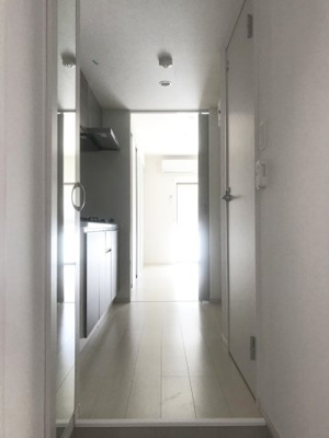 【ロビー】 | グランドール博多住吉 | 別号室の写真になります。