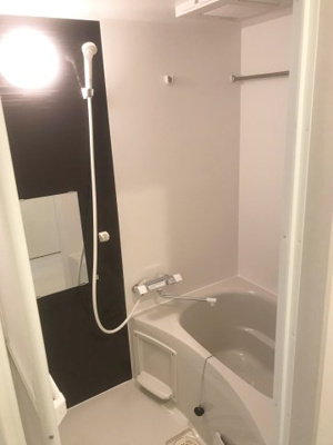 【浴室】 | グランドール博多住吉 | 別号室の写真になります。