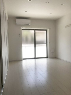 【バルコニー】 | グランドール博多住吉 | 別号室の写真になります。現況優先。