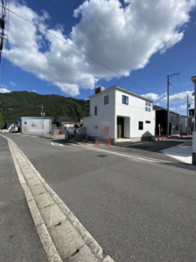 新築戸建　可部南3丁目（No.1／No.3）の前面道路含む現地写真