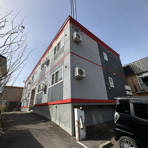 エル・フォーチュナーの外観