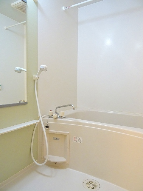 メゾン・アヴニールIの浴室