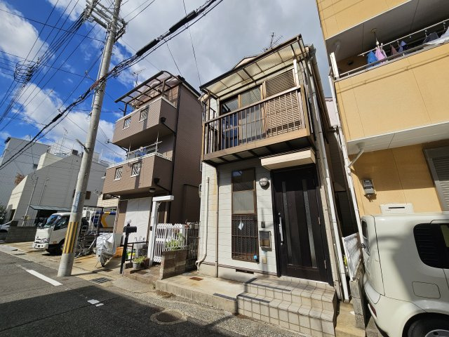 友田町貸家（ガレージ込）