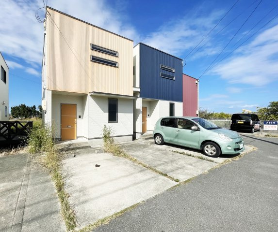 シーサイド川内の駐車場