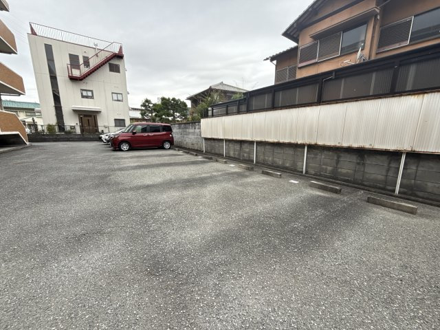 山田コーポの駐車場