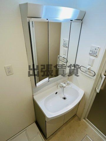 仲介手数料0円！ＣＯＺＹ大曽根の洗面所