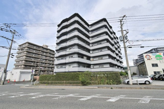 【外観】 | 環状線にほど近く、便利の良い立地です。ららぽーとまでも徒歩で行けるので、駐車場の込み具合なども気にせずに行けますね♪