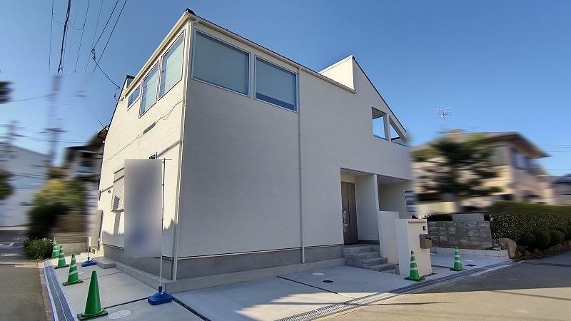 箕面市桜ケ丘３丁目の新築一戸建の外観