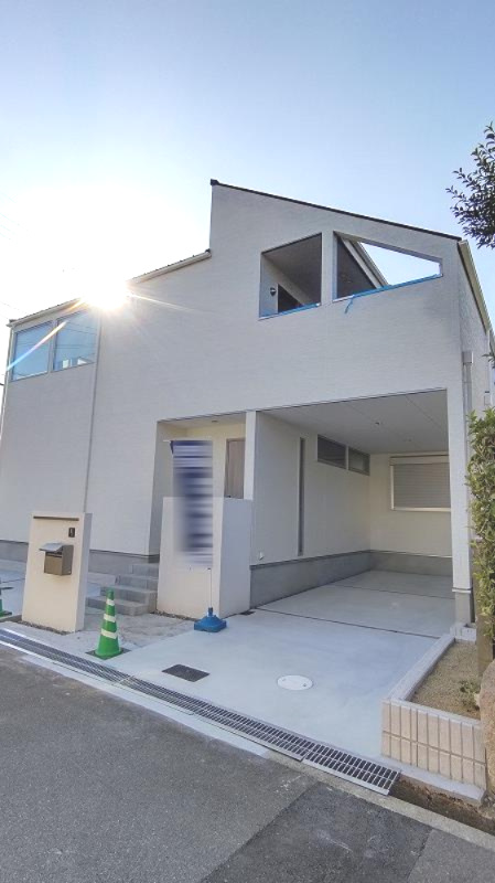箕面市桜ケ丘３丁目の新築一戸建の外観