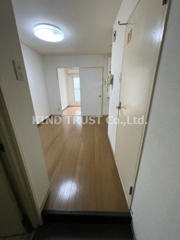 Precious J-1の内装|内装は落ち着いています