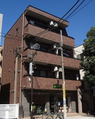 鉄筋コンクリート造り4階建てマンション♪