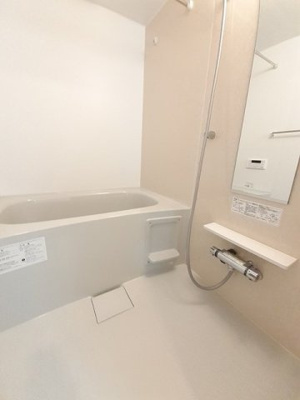 【浴室】 | フルール　Ａ | 落ち着いた空間のお風呂です