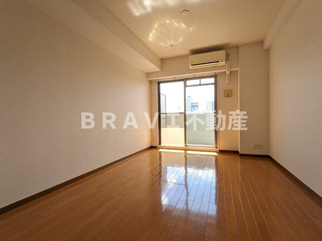 エスリード森ノ宮駅前 BRAVI不動産の居間・リビング