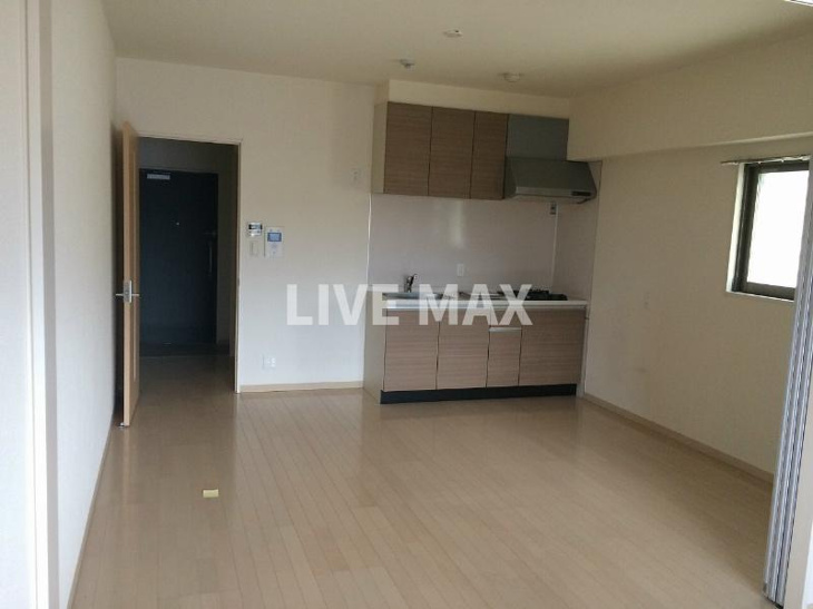 【居間・リビング】クリヨン御池 