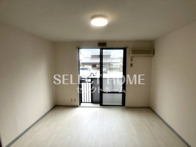 【居間・リビング】 | エタニティーＰａｒｔⅢ | 同型タイプ
ゆったり過ごせる居間です