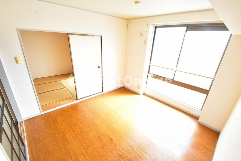 八尾市東山本町３丁目の賃貸マンションの内装