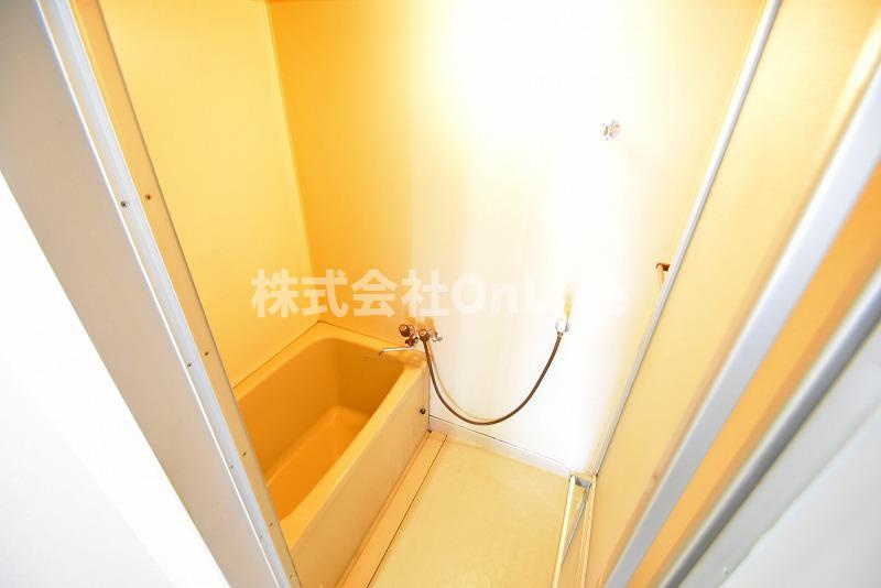 八尾市東山本町３丁目の賃貸マンションの浴室