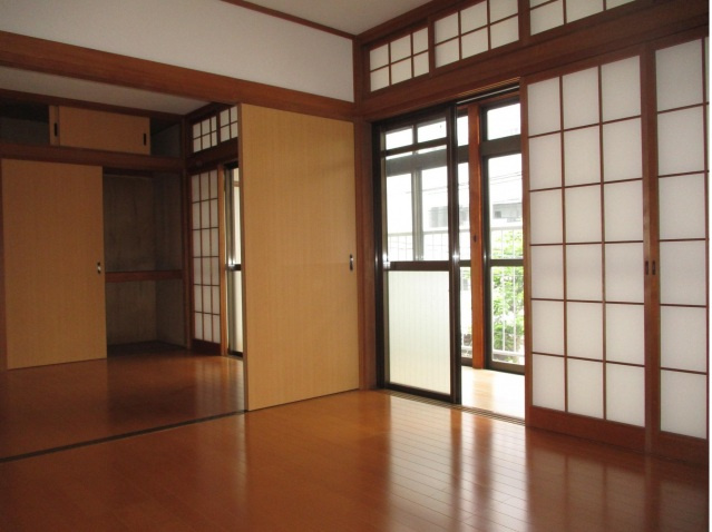 梶ビルの洋室|使い勝手のいい洋室です