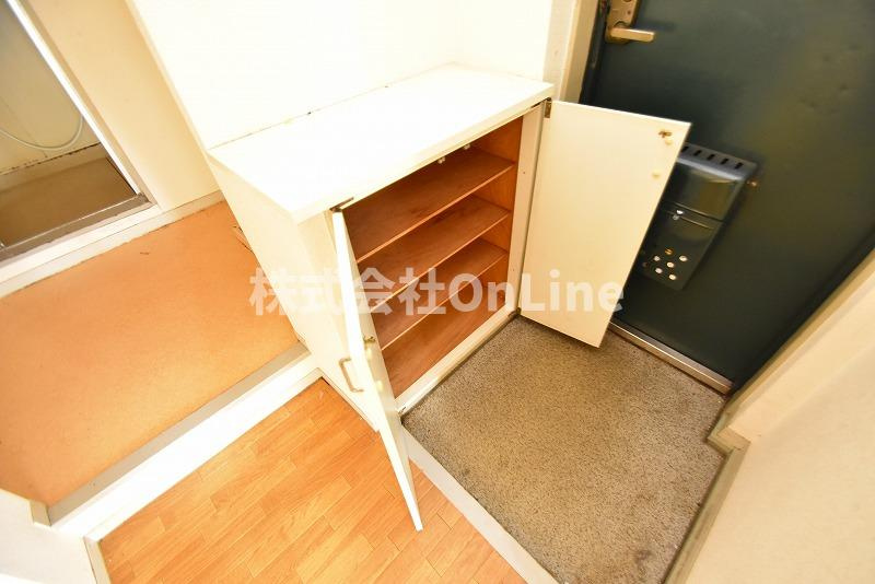 八尾市東山本町３丁目の賃貸マンションの収納