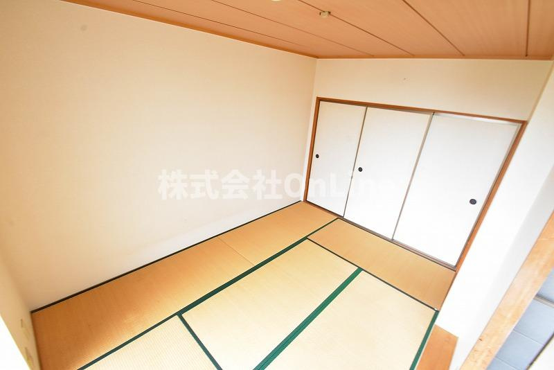 八尾市東山本町３丁目の賃貸マンションの内装