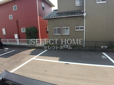 【駐車場】 | エタニティーＰａｒｔⅤ | 駐車場があります