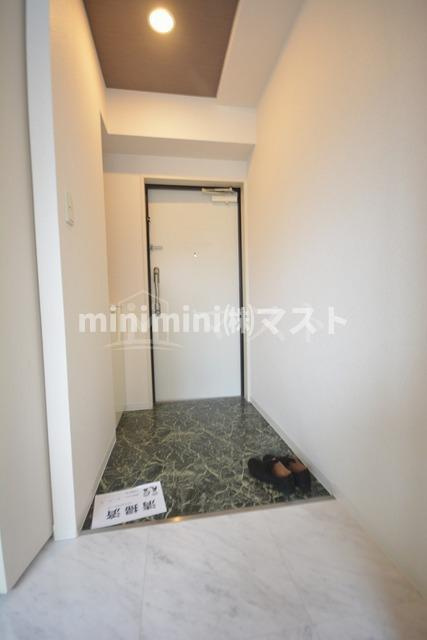 トゥリオーニEBISUの玄関