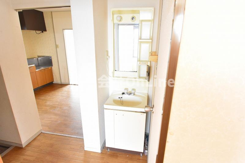 八尾市東山本町３丁目の賃貸マンションの独立洗面台
