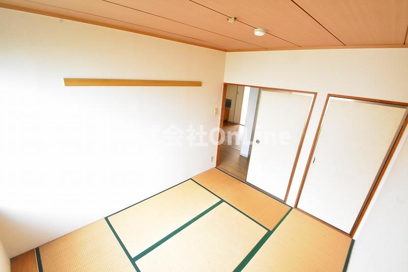 八尾市東山本町３丁目の賃貸マンションの内装