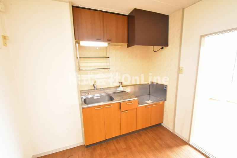 八尾市東山本町３丁目の賃貸マンションのキッチン