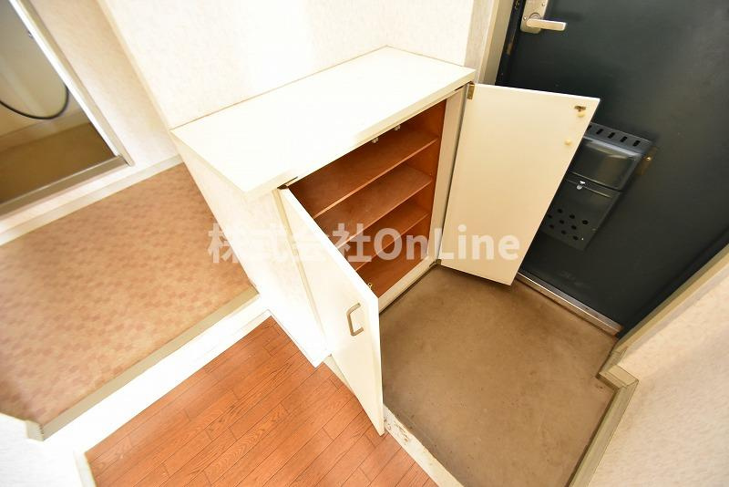 八尾市東山本町３丁目の賃貸マンションの収納