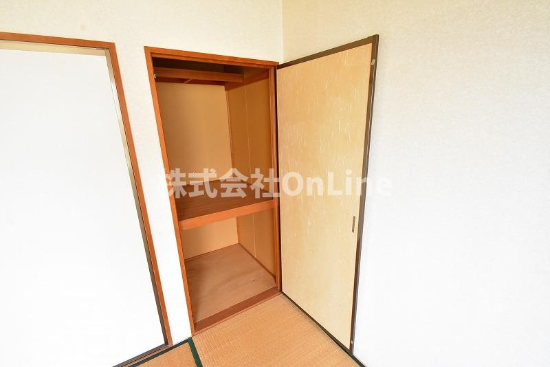 八尾市東山本町３丁目の賃貸マンションの収納