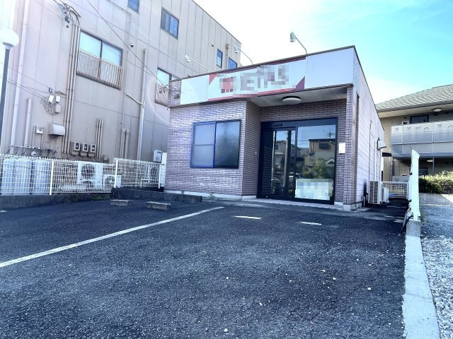 平手北テナントの外観