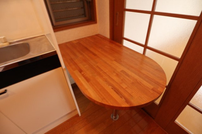 【設備】 | ポコアポコ明石鍛治屋町5番館 | 机