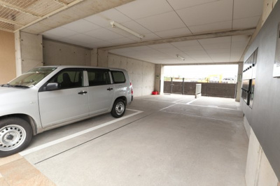 【駐車場】 | ポコアポコ明石鍛治屋町5番館 | 駐車場