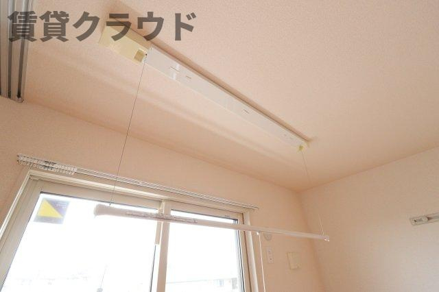 グリシーヌ 　フルールの設備|外に洗濯物を干したくない方におすすめの室内物干し！