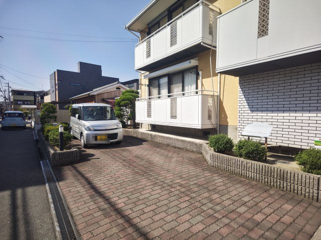K.メゾン・シャルマンの駐車場|駐車場です