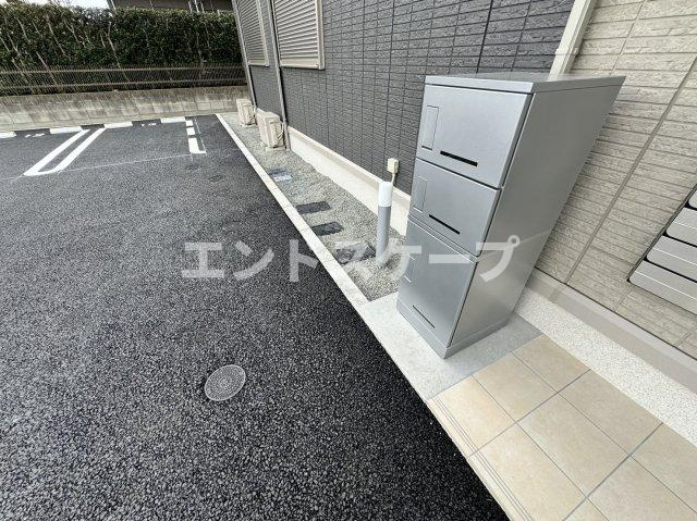 ガーネットの駐車場|高崎、前橋、伊勢崎エリアのお部屋探しはエンドスケープまで！お客様の理想お聞かせ下さい♪