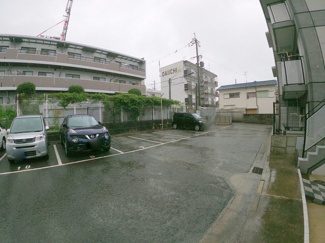【駐車場】